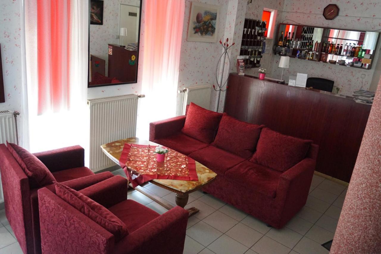 Panama Motel Szekesfehervar Exterior foto